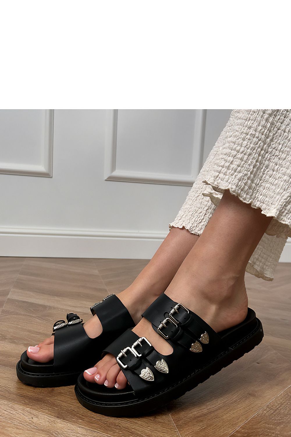 slippers model 215438 PRIMO