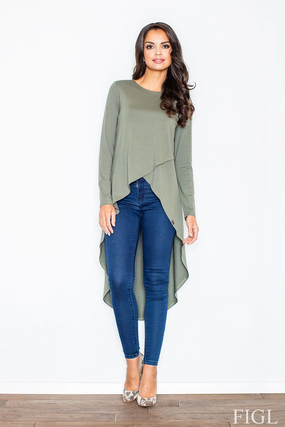  tuniek model 47946 Figl 